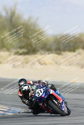 media/Dec-07-2025-CVMA (Sun) [[3e7d2de5dc]]/Race 8-Middleweight Shootout/